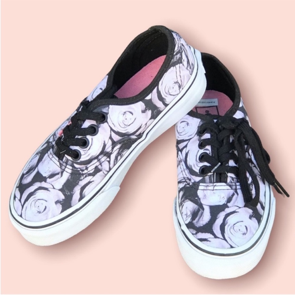 Vans Lace Up Floral Print Skateboard
Shoes Size 12